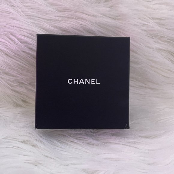 NEW Chanel CC in Love Heart Necklace Mini Bag Coin Purse Black Quilted Lambskin - Picture 5 of 11